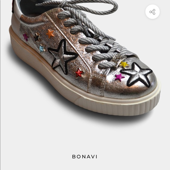 Beautiful sparkly shoes - Picture 3 of 3